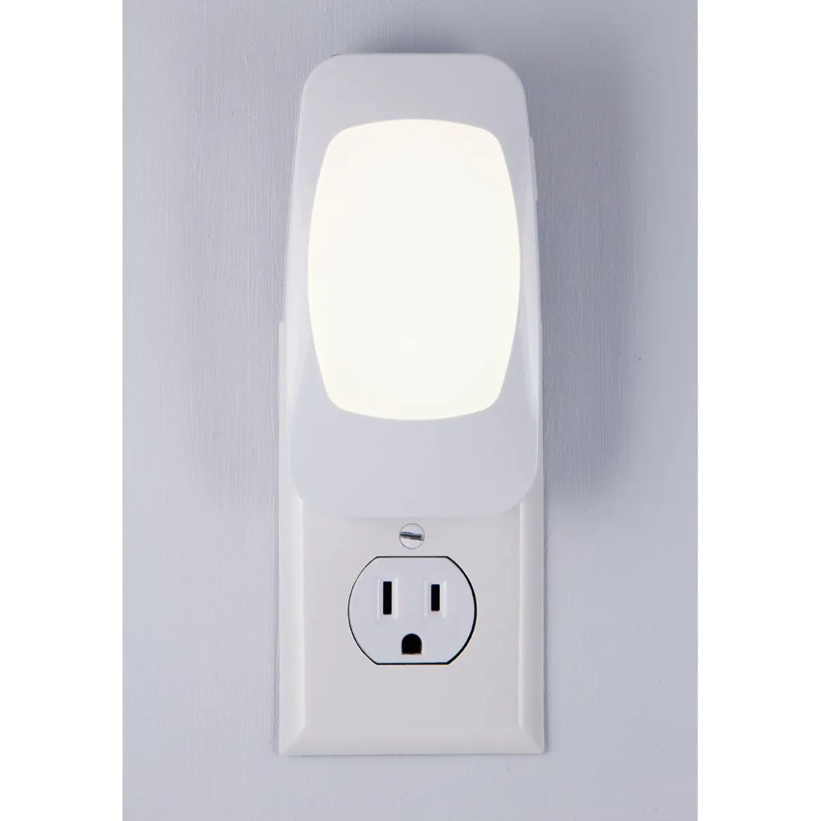 Energizer 4-in-1 Rechargeable Power Failure Light Sensing LED Night Light, White, 6 Pack