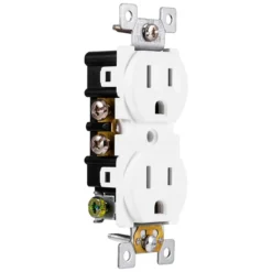 GE Grounding Duplex Tamper Resistant Safety Outlet, White