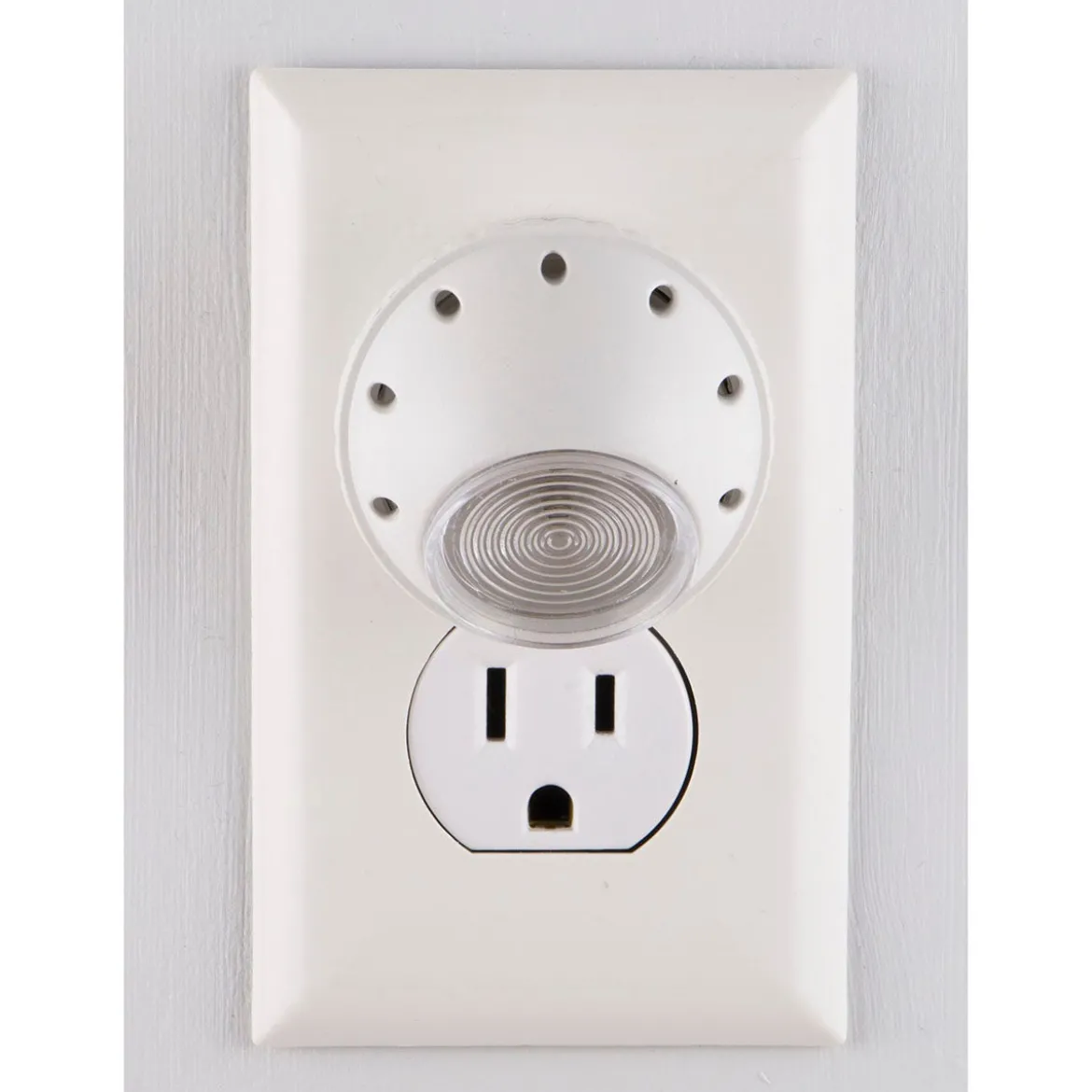 GE Light Sensing Rotating LED Night Light, White