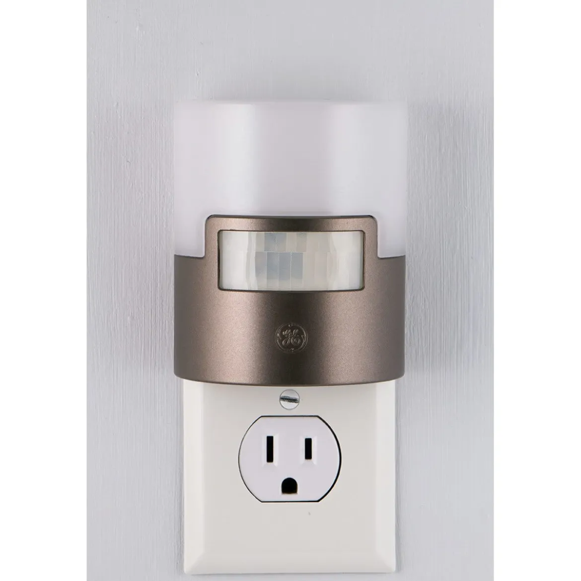 GE UltraBrite Motion Activated LED Night Light, Bronze
