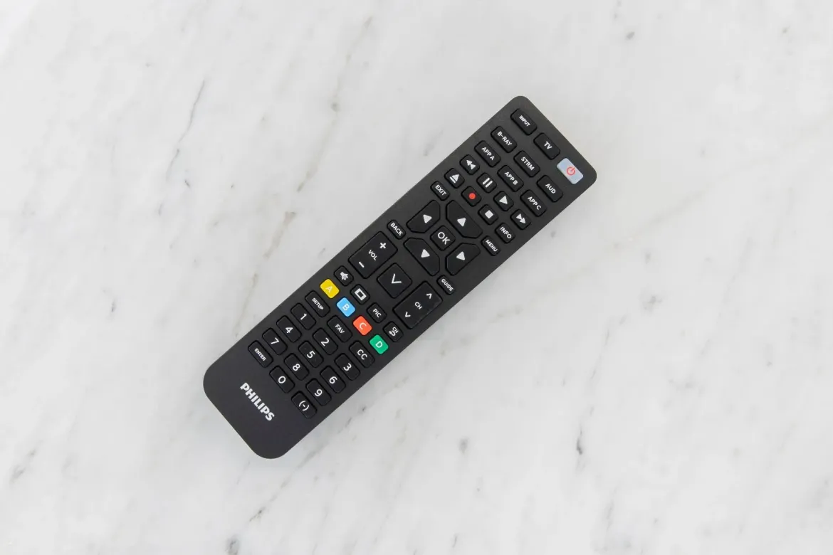 Philips 4-Device Universal Vizio Replacement Remote, Black