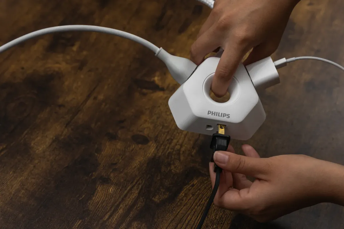 Philips EZGrip Indoor Extension Cord with Multiple 3 Prong Outlets, 4 Ft, White
