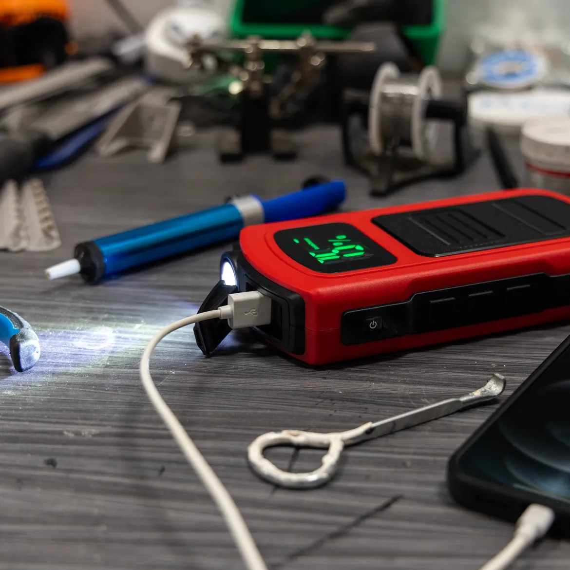 UltraPro Elite Portable Jump Starter, 8000mAh, 800A peak, USB-C, USB-A ports