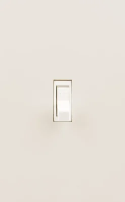 UltraPro Screwless Toggle Switch Wallplate, Light Almond