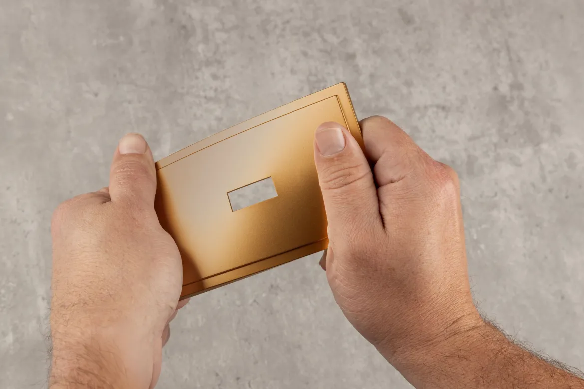 UltraPro Screwless Toggle Switch Wallplate, Brushed Bronze